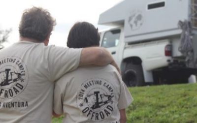 Meeting Camper Off-Road